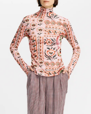 Viento Turtleneck