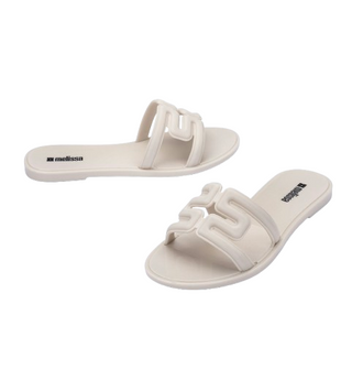 Melissa M Slide, Beige