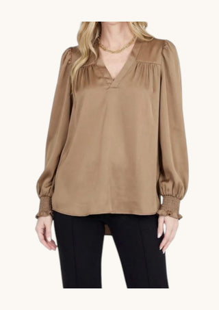 Cafe V-Neck Blouse