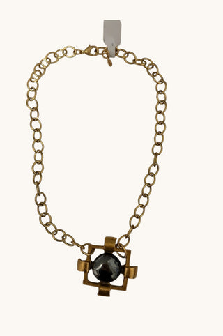One Colored Pendant Necklace