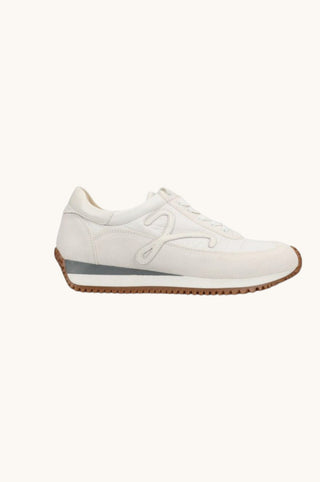 Vaneli Queen, White Nival