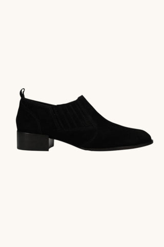 Vaneli Tess, Black
